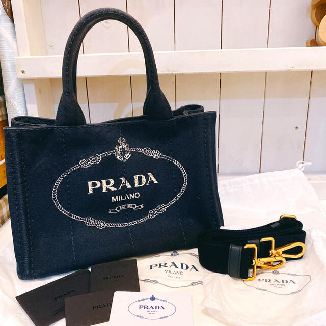 【本日24時まで】最終値下げ！！！PRADA カパナ Sサイズ！