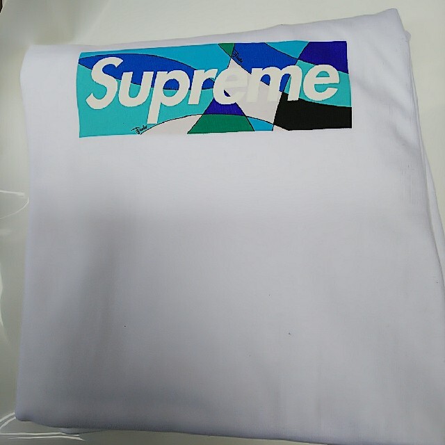 Supreme®/Emilio Pucci® Box Logo Tee  メンズのトップス(Tシャツ/カットソー(半袖/袖なし))の商品写真