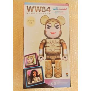 BE@RBRICK WONDER WOMAN GOLDEN ARMOR 400％