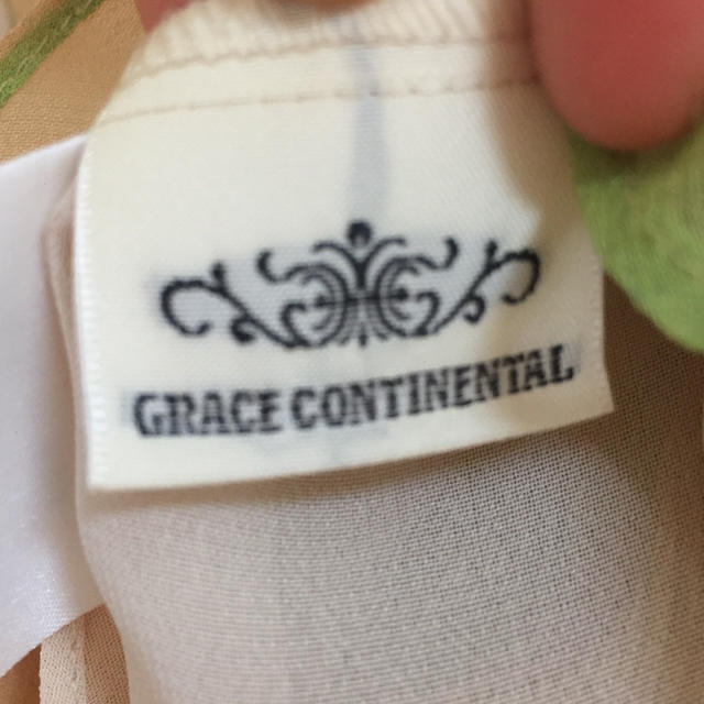 GRACE CONTINENTAL(グレースコンチネンタル)のGRACE CONTINENTAL シフォントップス美品♡ レディースのトップス(シャツ/ブラウス(半袖/袖なし))の商品写真