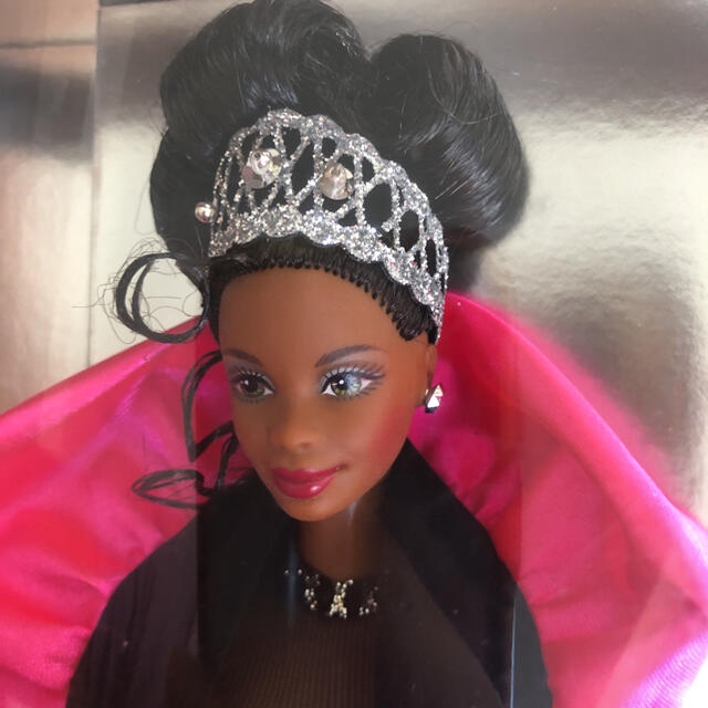 1998年バービー黒人ハッピーホリデーBarbie限定ブラック ドレス 1998年バービー黒人ハッピーホリデーBarbie限定ブラック ドレス