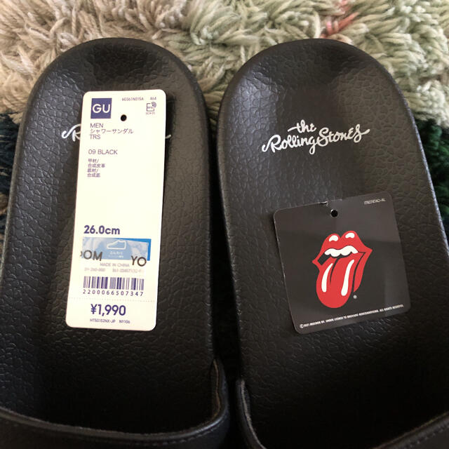 GU(ジーユー)のGU THE ROLLING STONES　シャワーサンダル メンズの靴/シューズ(サンダル)の商品写真