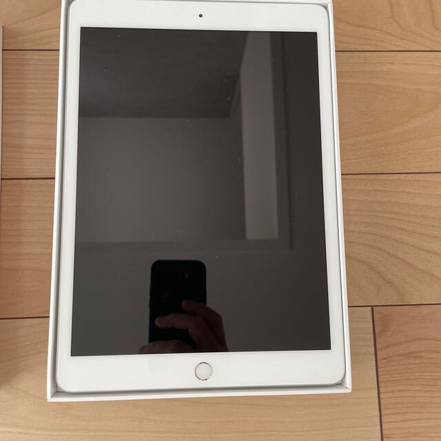 超美品 iPad 第7世代 32GB WiFi モデル シルバー アウトレット人気商品