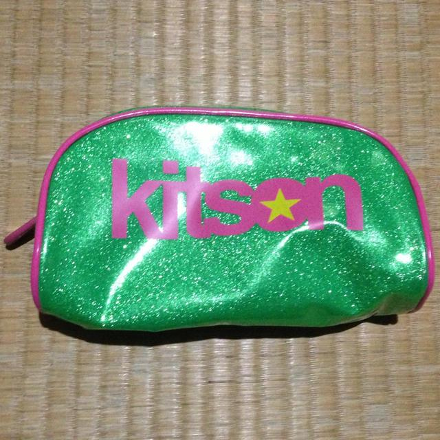 KITSON(キットソン)のみどりん☆値下げ交渉様専用出品 レディースのファッション小物(ポーチ)の商品写真