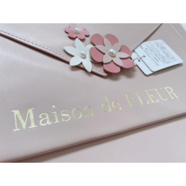 Maison de FLEUR(メゾンドフルール)の新品☆メゾンドフルールPCケース13.3インチ対応 レディースのバッグ(その他)の商品写真