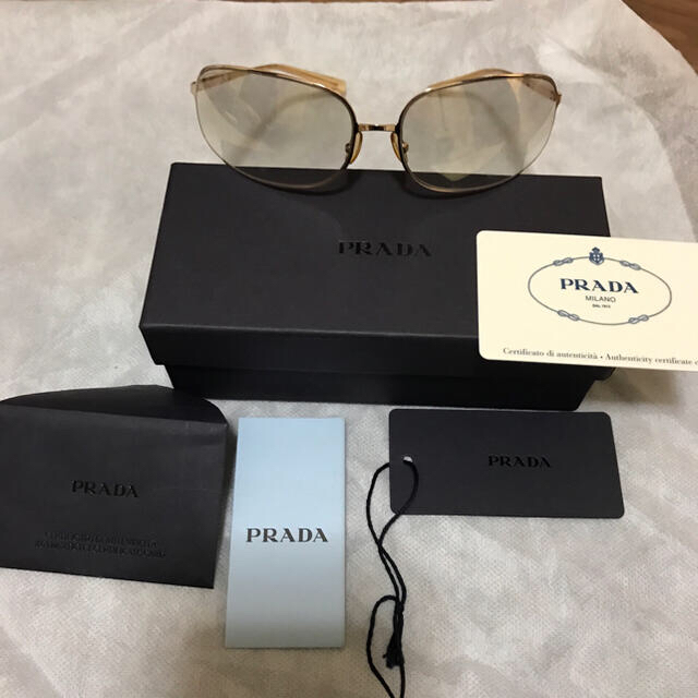 H.S様専用 PRADA プラダ サングラス 正規品 E☆さま専用 プラダ サングラス