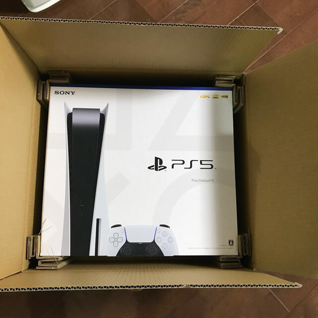 PlayStation(プレイステーション)のPS5 PlayStation5 CFI-1000A01 エンタメ/ホビーのゲームソフト/ゲーム機本体(家庭用ゲーム機本体)の商品写真