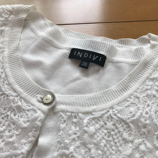 INDIVI(インディヴィ)のINDIVIアンサンブルニット　38 ホワイト レディースのトップス(アンサンブル)の商品写真