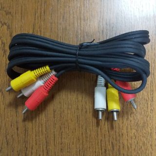 パナソニック(Panasonic)の【未使用品】３RCA AVケーブル（オスーオス）(赤白黄）約1.5m(映像用ケーブル)