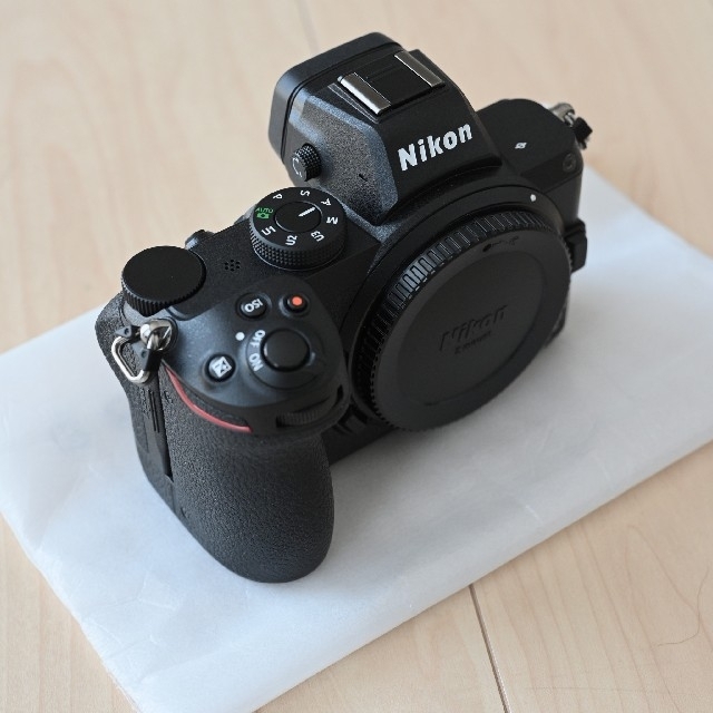 Nikon(ニコン)のニコン　Z5 ボディ スマホ/家電/カメラのカメラ(ミラーレス一眼)の商品写真