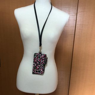 ケイトスペードニューヨーク(kate spade new york)のケイトスペードネックストラップ ／IDケース(名刺入れ/定期入れ)