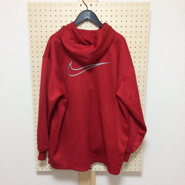 NIKE - 古着 90s NIKE ビッグスウォッシュ パーカー サイズXL 赤の通販 by SH@プロフィール読んで下さい@｜ナイキならラクマ