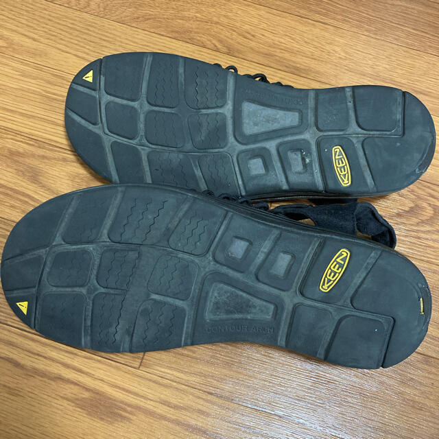 KEEN(キーン)のzooba様専用　keen uneek オールブラックモデル　29cm メンズの靴/シューズ(サンダル)の商品写真