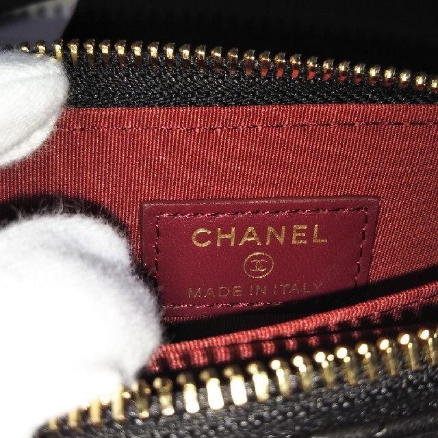 CHANEL(シャネル)のCHANEL19ジップコインパース akimituO様専用 レディースのファッション小物(コインケース)の商品写真