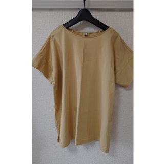 ユニクロ(UNIQLO)のユニクロ　マーセライズコットンボートネックTシャツ カットソー トップス　M(カットソー(半袖/袖なし))