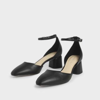 チャールズアンドキース(Charles and Keith)の値下げ中⭐️チャールズアンドキース　パンプス(ハイヒール/パンプス)