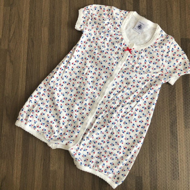 PETIT BATEAU(プチバトー)の【プチバトー】半袖カバーオールセット　74 キッズ/ベビー/マタニティのベビー服(~85cm)(カバーオール)の商品写真