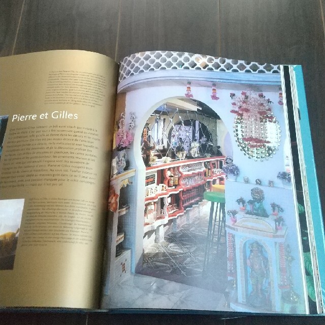 【新品】洋書  Paris  Interiors  大型本 エンタメ/ホビーの本(洋書)の商品写真