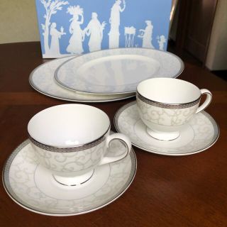 WEDGWOOD - 【美品】ウェッジウッド☆セレスティアルプラチナ☆ペア ...