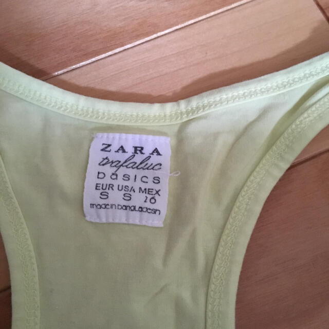 ZARA(ザラ)のZara タンクトップ　(蛍光色) レディースのトップス(タンクトップ)の商品写真