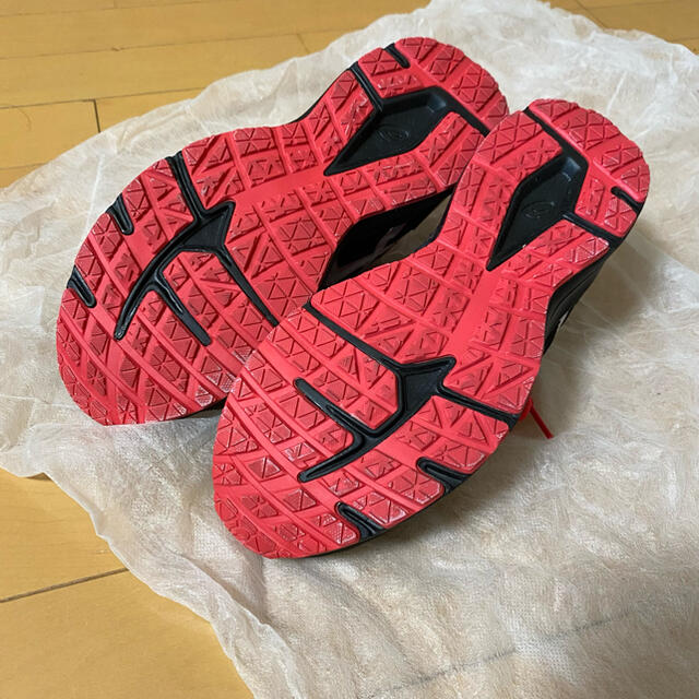 asics(アシックス)のasicsスニーカー　black pink  レディースの靴/シューズ(スニーカー)の商品写真