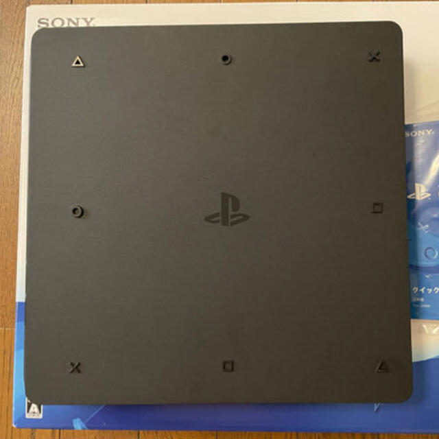 PlayStation4(プレイステーション4)のPS4本体　ブラック　美品　CUH-2200A エンタメ/ホビーのゲームソフト/ゲーム機本体(家庭用ゲーム機本体)の商品写真