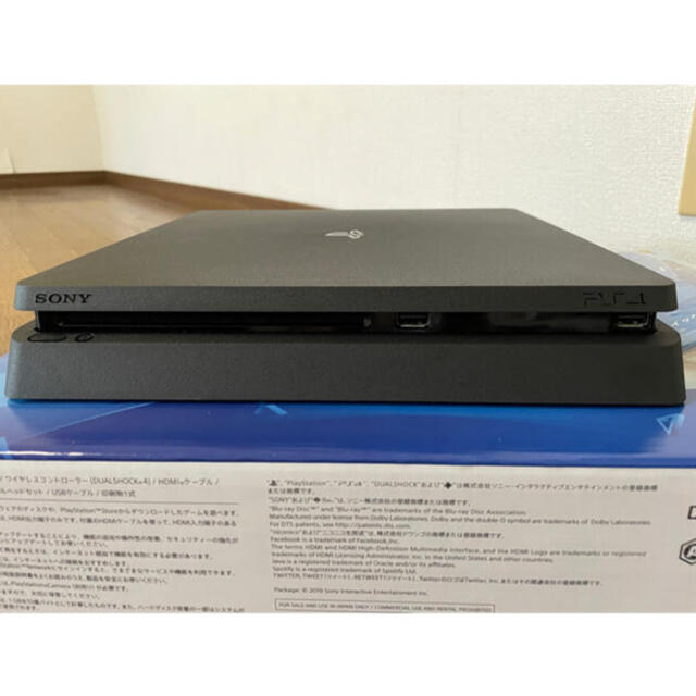 PlayStation4(プレイステーション4)のPS4本体　ブラック　美品　CUH-2200A エンタメ/ホビーのゲームソフト/ゲーム機本体(家庭用ゲーム機本体)の商品写真