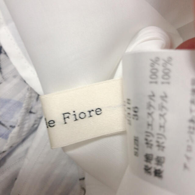 Debut de Fiore(デビュードフィオレ)の新品 未使用品☆Debut de Fiore☆花柄ワンピース/ホワイト×ブルー レディースのワンピース(ひざ丈ワンピース)の商品写真