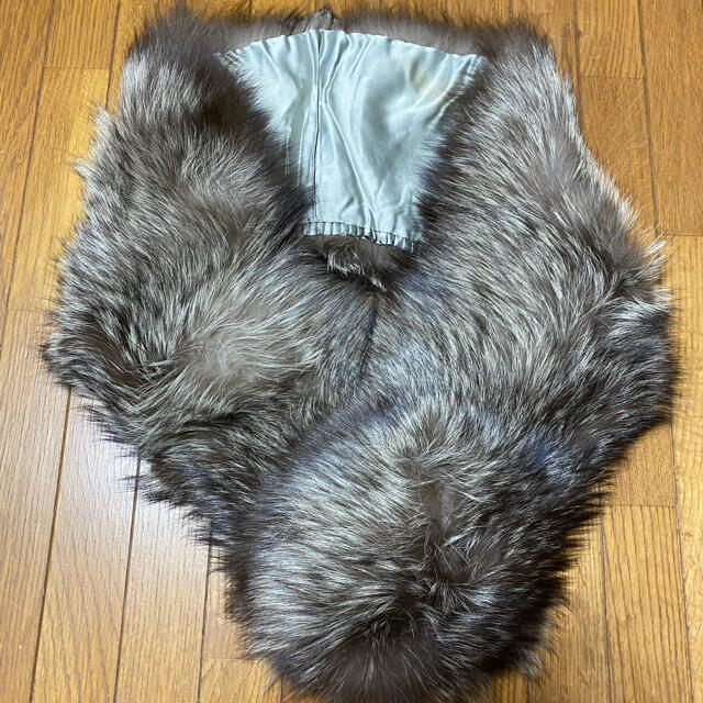 毛皮ショール レディースのジャケット/アウター(毛皮/ファーコート)の商品写真