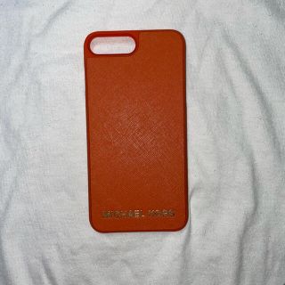 マイケルコース(Michael Kors)のMICHAEL KORS  iphone8plusケースオレンジ　(iPhoneケース)