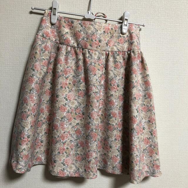 Bon mercerie(ボンメルスリー)の花柄スカート レディースのスカート(ひざ丈スカート)の商品写真