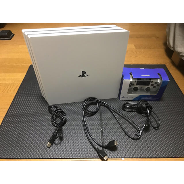 PS4 PRO CUH-7200B 1TB グレイシャーホワイト