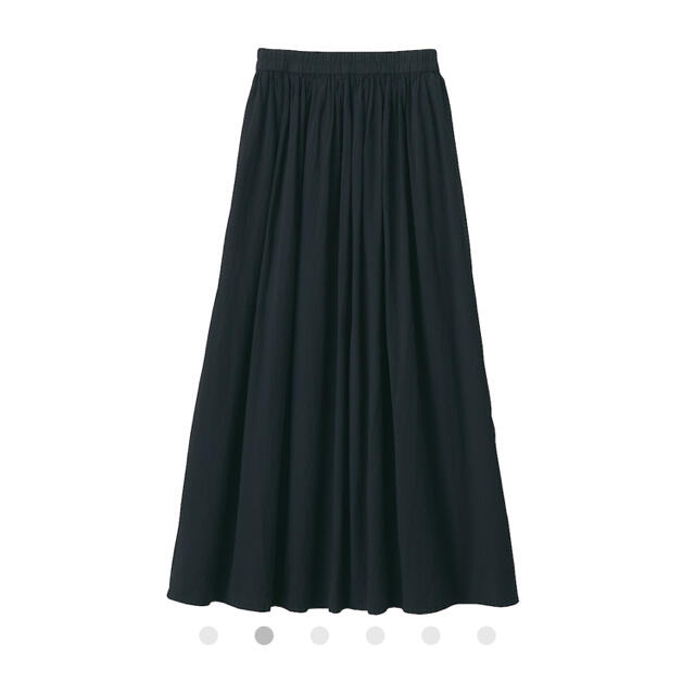MUJI (無印良品)(ムジルシリョウヒン)の新品タグ付　無印良品　洗いざらし　強撚　ギャザー　スカート Ｍ～Ｌ・黒 レディースのスカート(ロングスカート)の商品写真