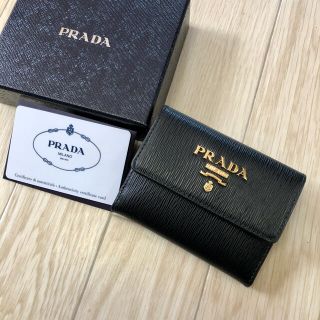 プラダ(PRADA)の新品 プラダ コンパクト 二つ折り財布 ブラック レア(財布)