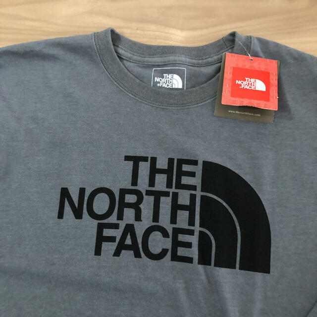 THE NORTH FACE(ザノースフェイス)のノースフェイス　ロングTシャツ　グレー メンズのトップス(Tシャツ/カットソー(半袖/袖なし))の商品写真