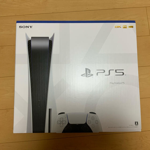 PlayStation(プレイステーション)の⭐️PS5 ディスクドライブ搭載モデル　本体新品未開封⭐️ エンタメ/ホビーのゲームソフト/ゲーム機本体(家庭用ゲーム機本体)の商品写真