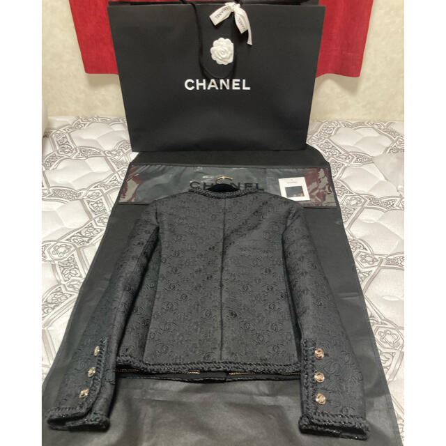 CHANEL(シャネル)の⭐️未使用⭐️シャネルジャケット⭐️コート⭐️メティエダールコレクション⭐️ レディースのジャケット/アウター(ノーカラージャケット)の商品写真