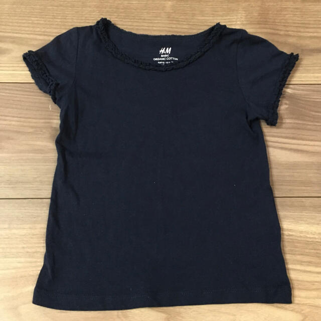 H&M(エイチアンドエム)のH&M Tシャツ トップス　２枚セット　90 シンプル　無地　保育園 キッズ/ベビー/マタニティのキッズ服女の子用(90cm~)(Tシャツ/カットソー)の商品写真
