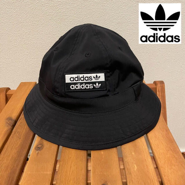 adidas(アディダス)のアディダスオリジナルス　バケットハット　黒 メンズの帽子(ハット)の商品写真