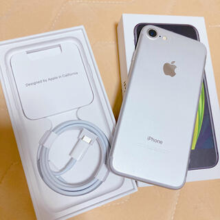 アップル(Apple)のiphone7 128GB シルバー SIMフリー 美品(スマートフォン本体)