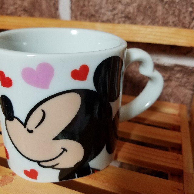 Disney(ディズニー)のミッキー&ミニーのマグカップ インテリア/住まい/日用品のキッチン/食器(グラス/カップ)の商品写真