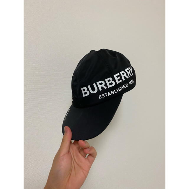 6月中限定値下げ中　Burberry キャップ