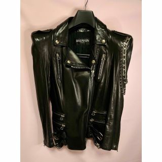 BALMAIN 肩章付き レザーライダースジャケット