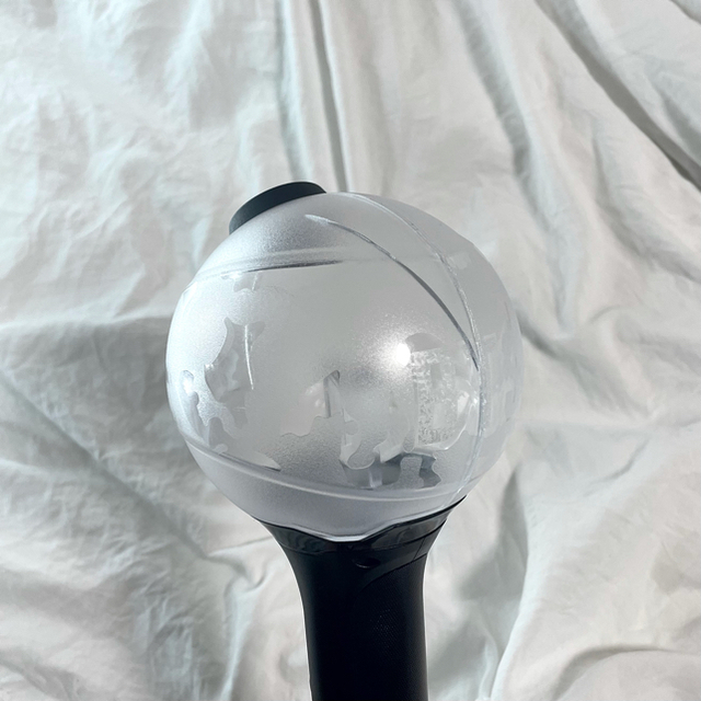 防弾少年団(BTS)(ボウダンショウネンダン)のBTS OFFICIAL LIGHT STICK VER.3  エンタメ/ホビーのCD(K-POP/アジア)の商品写真