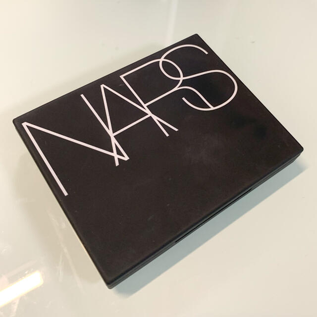 NARS(ナーズ)のNARS アイシャドーパレット コスメ/美容のベースメイク/化粧品(アイシャドウ)の商品写真