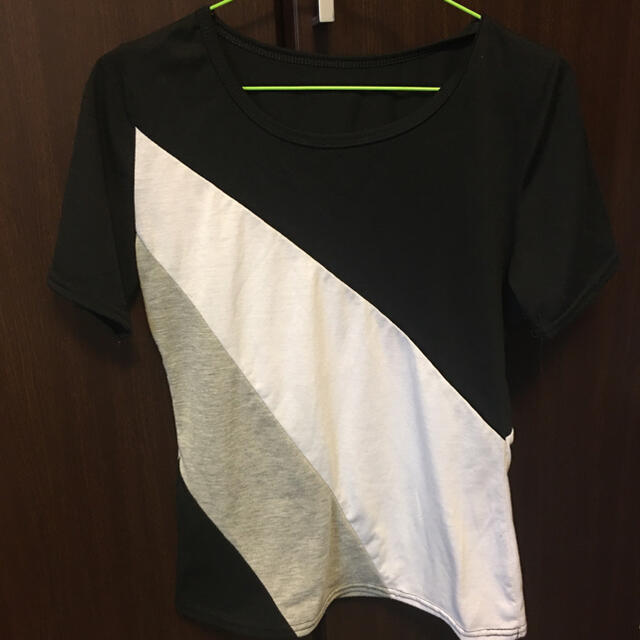 正規品・純正 新品 THE ROW Dolonas top ロングスリーブカットソー 店舗在庫あり 新品 THE ROW Dolonas top ロングスリーブTシャツ Tシャツ/カットソー(七分/長袖)
