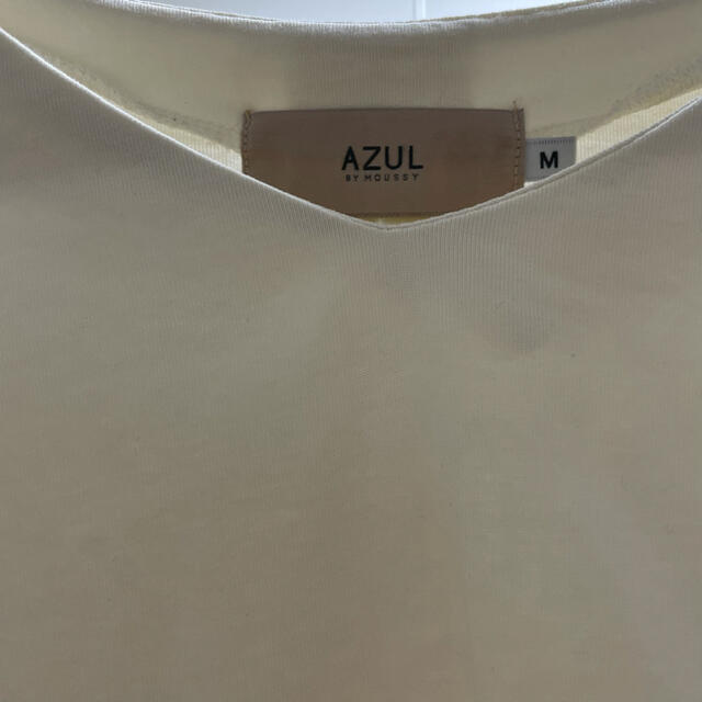 AZUL by moussy(アズールバイマウジー)のバックニュアンスVネックプルオーバー レディースのトップス(カットソー(長袖/七分))の商品写真