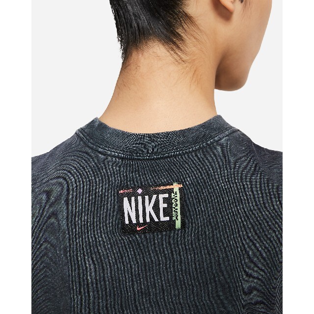 NIKE(ナイキ)の【新品】ナイキ ウォッシュドタンクトップ レディースのトップス(タンクトップ)の商品写真