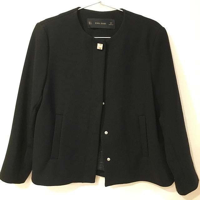 ZARA - ZARA ノーカラー 黒ブレザーの通販 by sayo.'s shop ｜ザラならラクマ