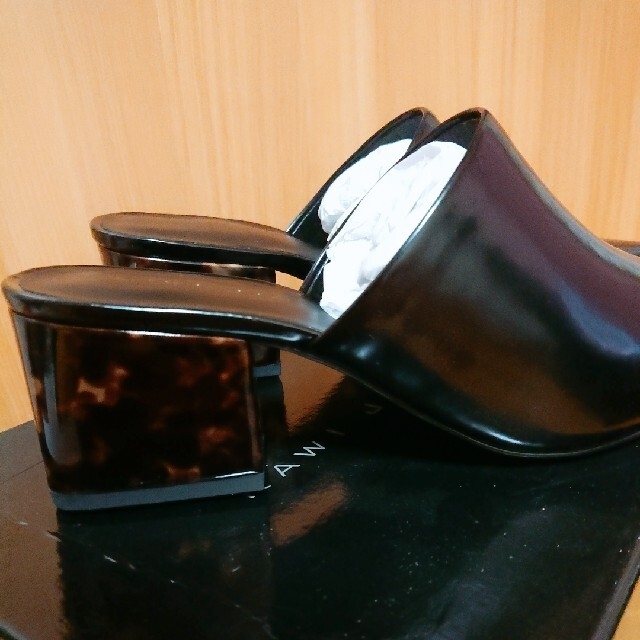 KAWI JAMELE(カウイジャミール)の◆専用◆マーブルヒールサンダル レディースの靴/シューズ(サンダル)の商品写真